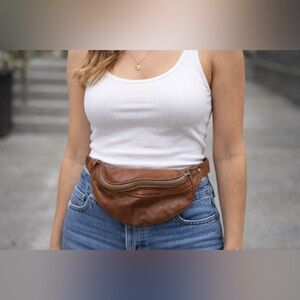 Vintage Victoria Leather Co made in USA Waist Bag